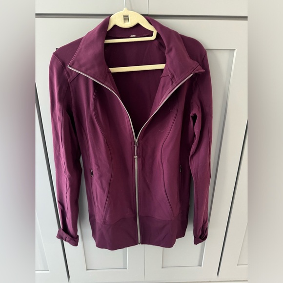 Lululemon define jacket in wine - Picture 1 of 6